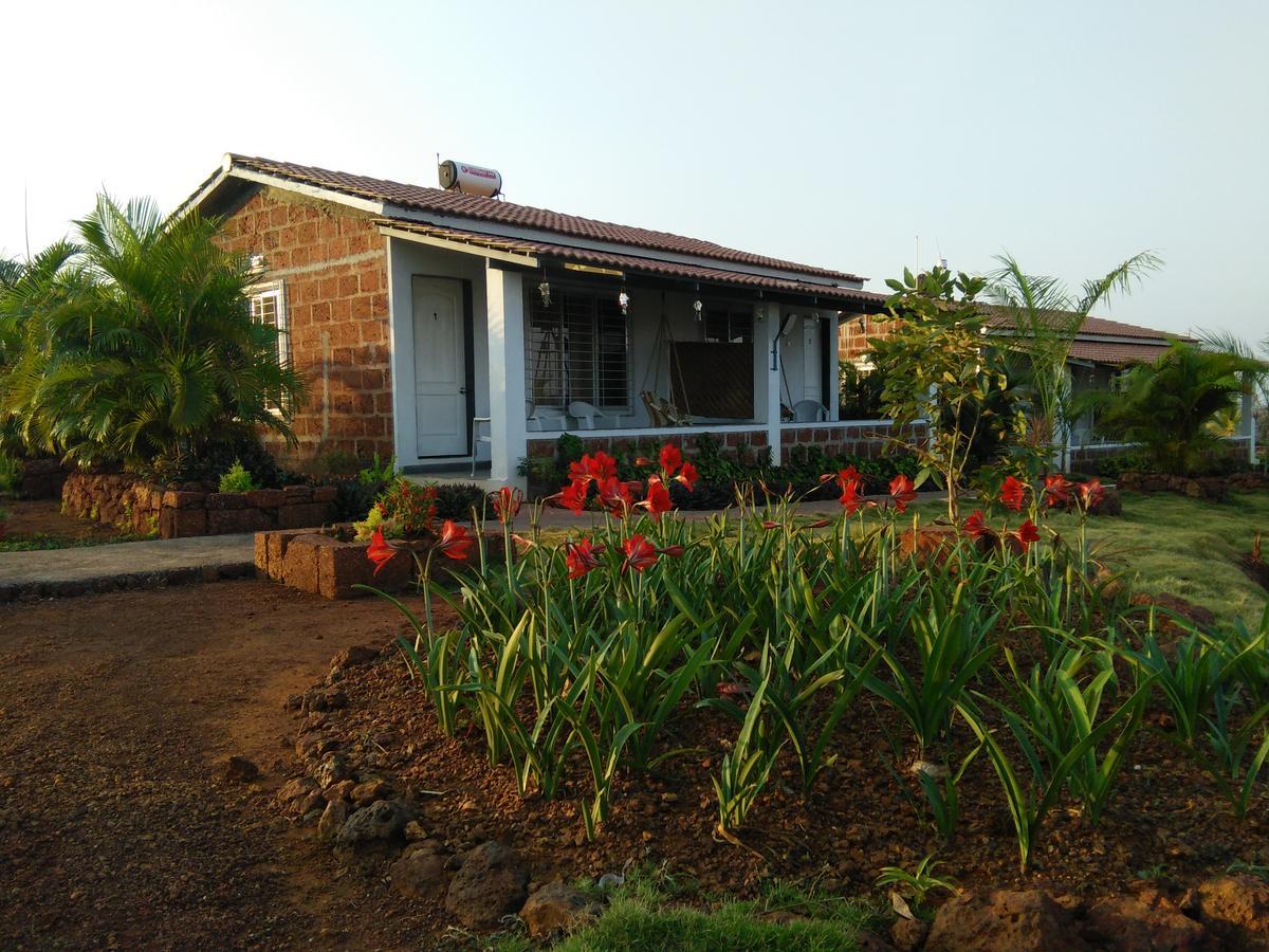 Palm Springs Lake Resort Jaitāpur Exterior foto